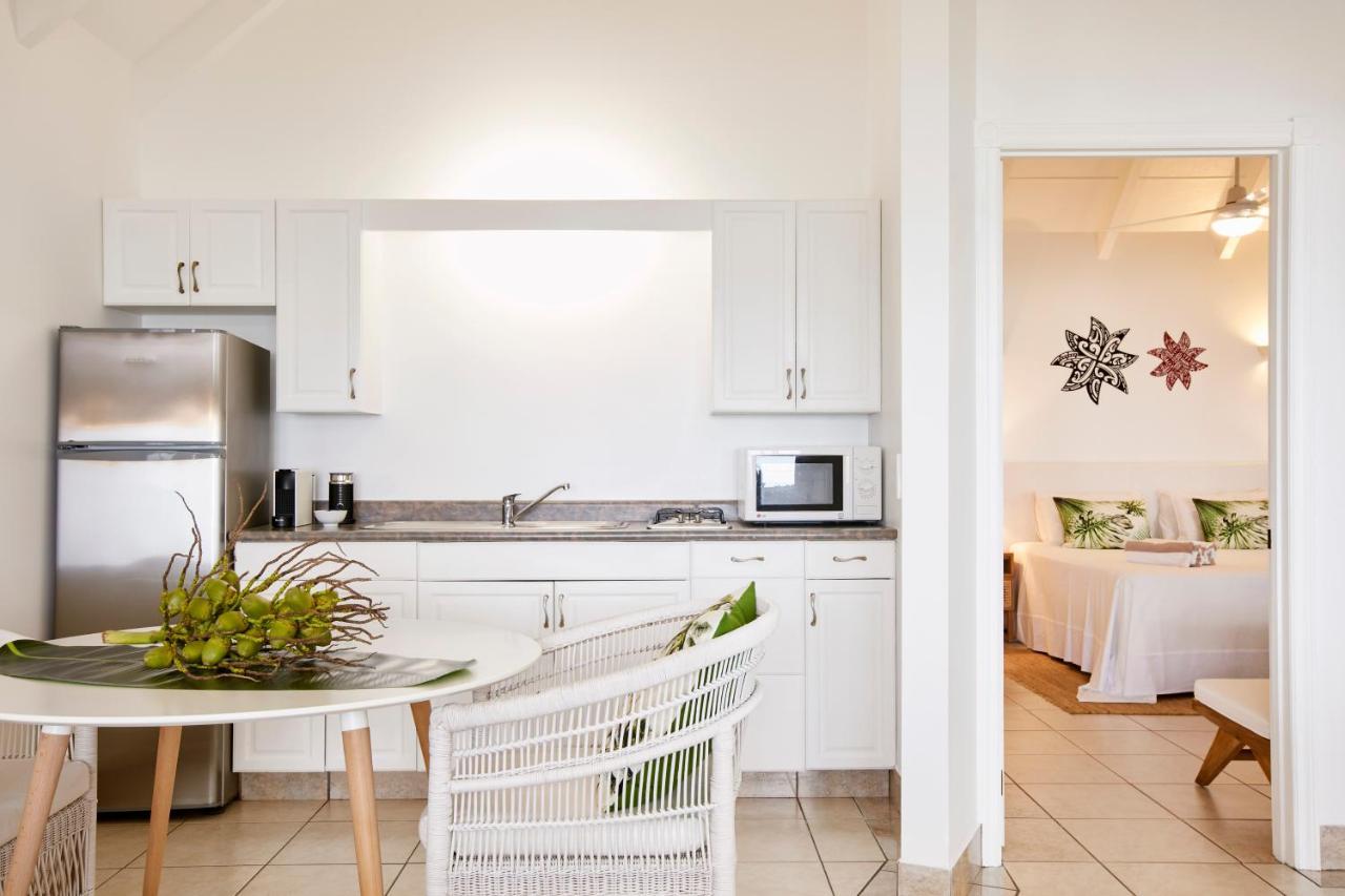 Motu Beachfront Art Villas ราโรทองกา ภายนอก รูปภาพ