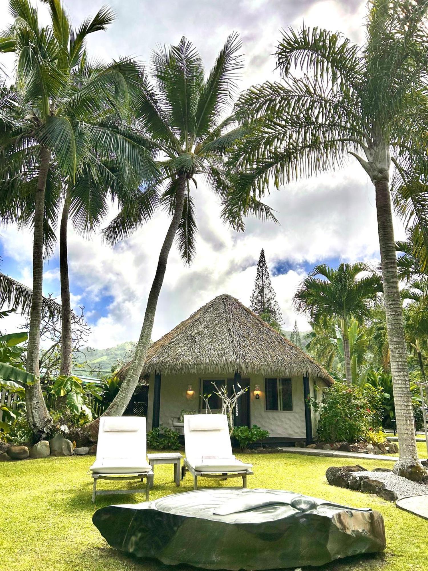 Motu Beachfront Art Villas ราโรทองกา ภายนอก รูปภาพ